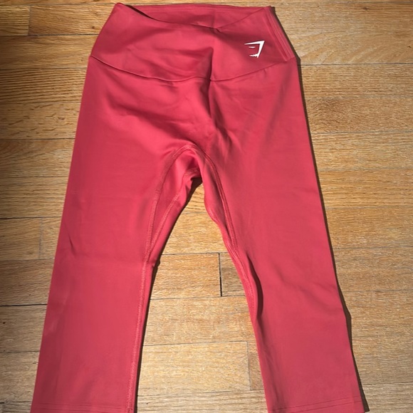 Gymshark Pants - Gymshark Pink Rose Cropped leggings